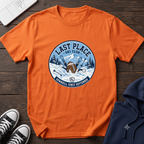 Last Place Ski Club Fantasy Football T-Shirt – Funny Downhill Skiing Graphic Tee